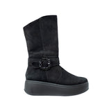 Włoskie Botki Igi&Co ze skóry naturalnej – czarne, zamszowe, na platformie - widok z boku.