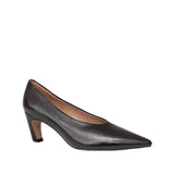 Czółenka włoskiej marki Tuffoni – czarne, skórzane, eleganckie - widok pod kątem.