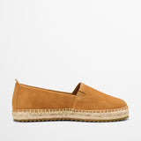 Espadryle Marc O’Polo zamszowe skóra naturalna – widok z drugiego boku, eksponujący prosty, elegancki profil.