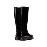 Czarne, skórzane kozaki BONES od hiszpańskiej marki Wonders na platformie z bieżnikiem - widok z tyłu.