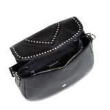 Listonoszka Ripani – czarna, skórzana, z nitami - widok z góry.