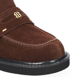Loafersy hiszpańskiej marki Bibi Lou – brązowe, skórzane, zamszowe - zbliżenie.