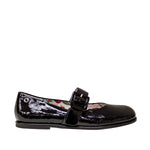 Profil czarnych Mary Jane Tuffoni – lakierowana powierzchnia, szeroki pasek i elegancka, płaska podeszwa