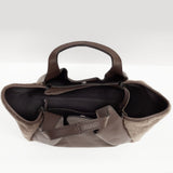 Brązowa shopperka Vesuvio włoskie marki Ripani wykonana z naturalnej skóry licowej oraz futrzastych wstawek po bokach - widok z góry.