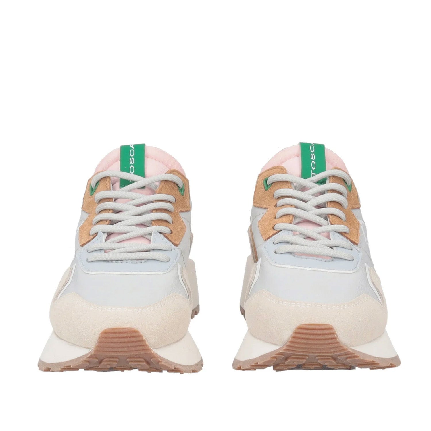 Widok na przód włoskich sneakersów Tosca Blu – pastelowe sznurowadła, logo na języku i kontrastowe wykończenia z zamszu.