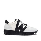 Hiszpańskie sneakersy Wonders – biało-czarne, skórzane, eleganckie z nowe kolekcji 2025/2026 jesień/zima ze skóry naturalnej licowej i zamszowej.