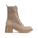 Beżowe botki Wonders w militarnym stylu na masywnej podeszwie, widok z boku.