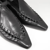 Baleriny Tuffoni – czarne, skórzane, Mary Jane, ze skóry naturalnej ma niskim obcasie - zbliżenie eksponujące plecionkę.