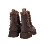 Włoskie botki na platformie marki Tosca Blu – brązowe, zamszowe, z futerkiem - widok z tyłu.