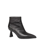 Botki włoskiej marki Tuffoni – na obcasie kieliszkowym, czarne, skóra naturalna - widok pod kątem.