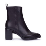 Botki Wonders – czarne, skórzane, eleganckie - widok z boku