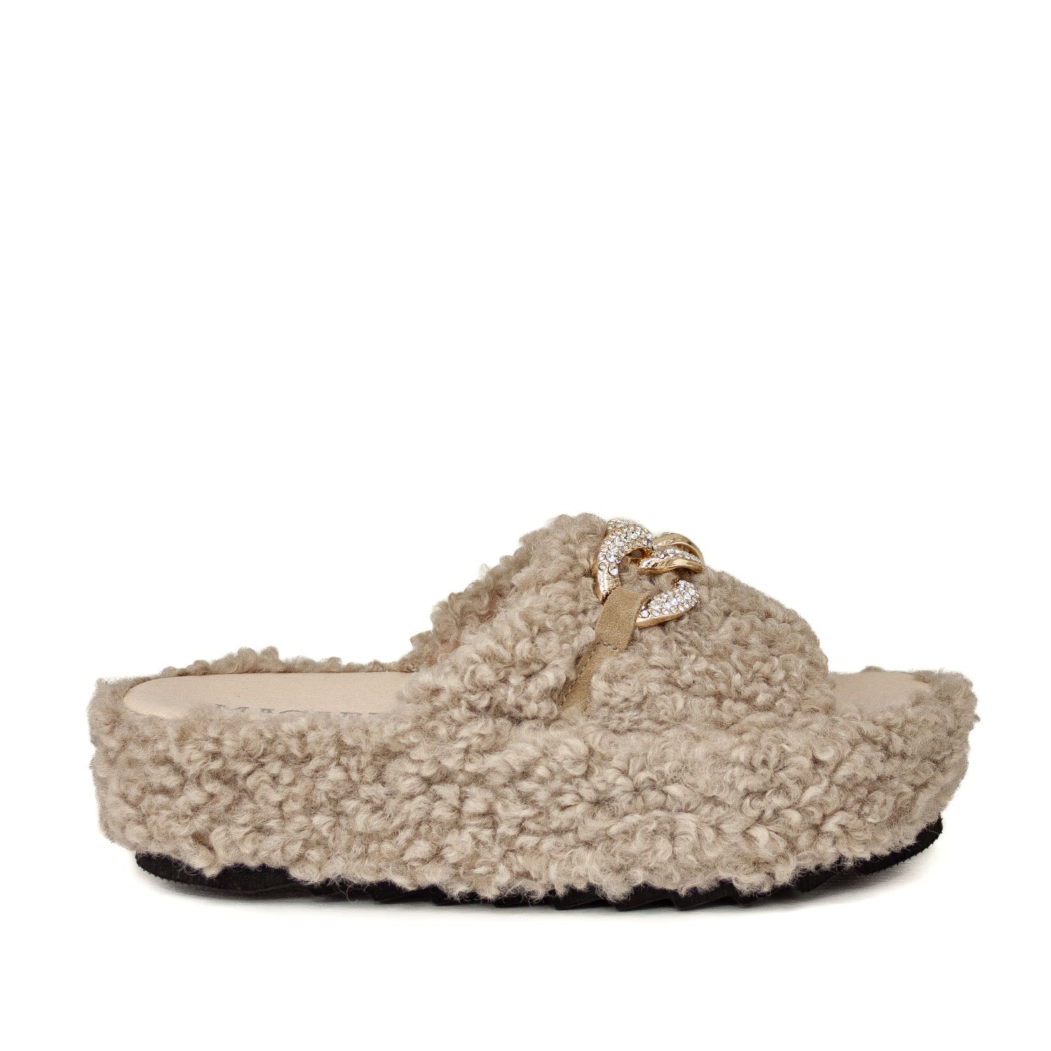 Domowe kapcie Macarena – beżowe, z futerkiem, eleganckie z cyrkoniami - widok z boku.