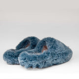 Kapcie Macarena – niebieskie, z futerkiem, klapki