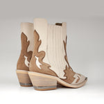 Skórzane Kowbojki Alma En Pena ze skóry naturalnej w westernowym stylu - widok z tyłu.