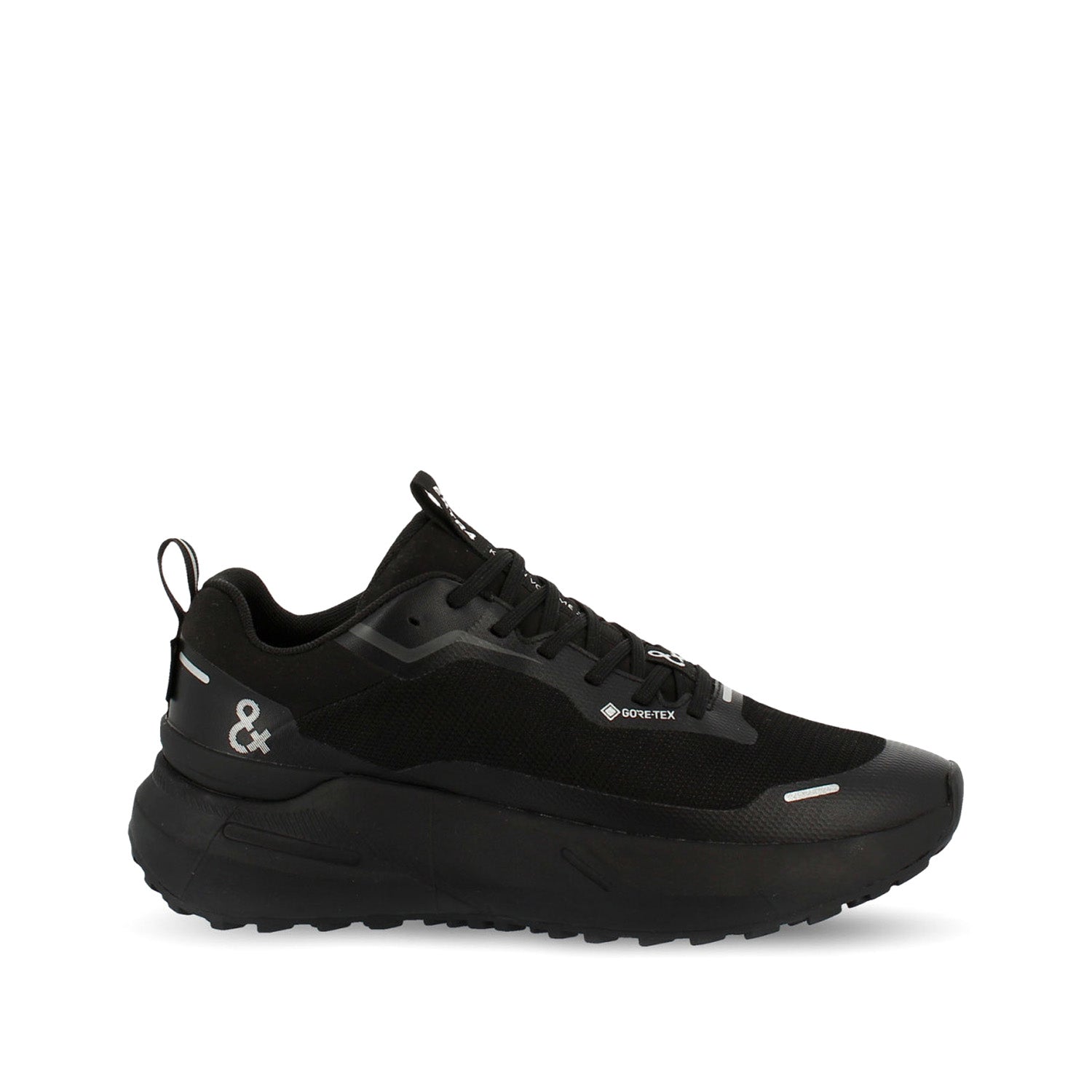 Sneakersy EXTR4 – czarne, sportowe, GORE-TEX - widok z boku.