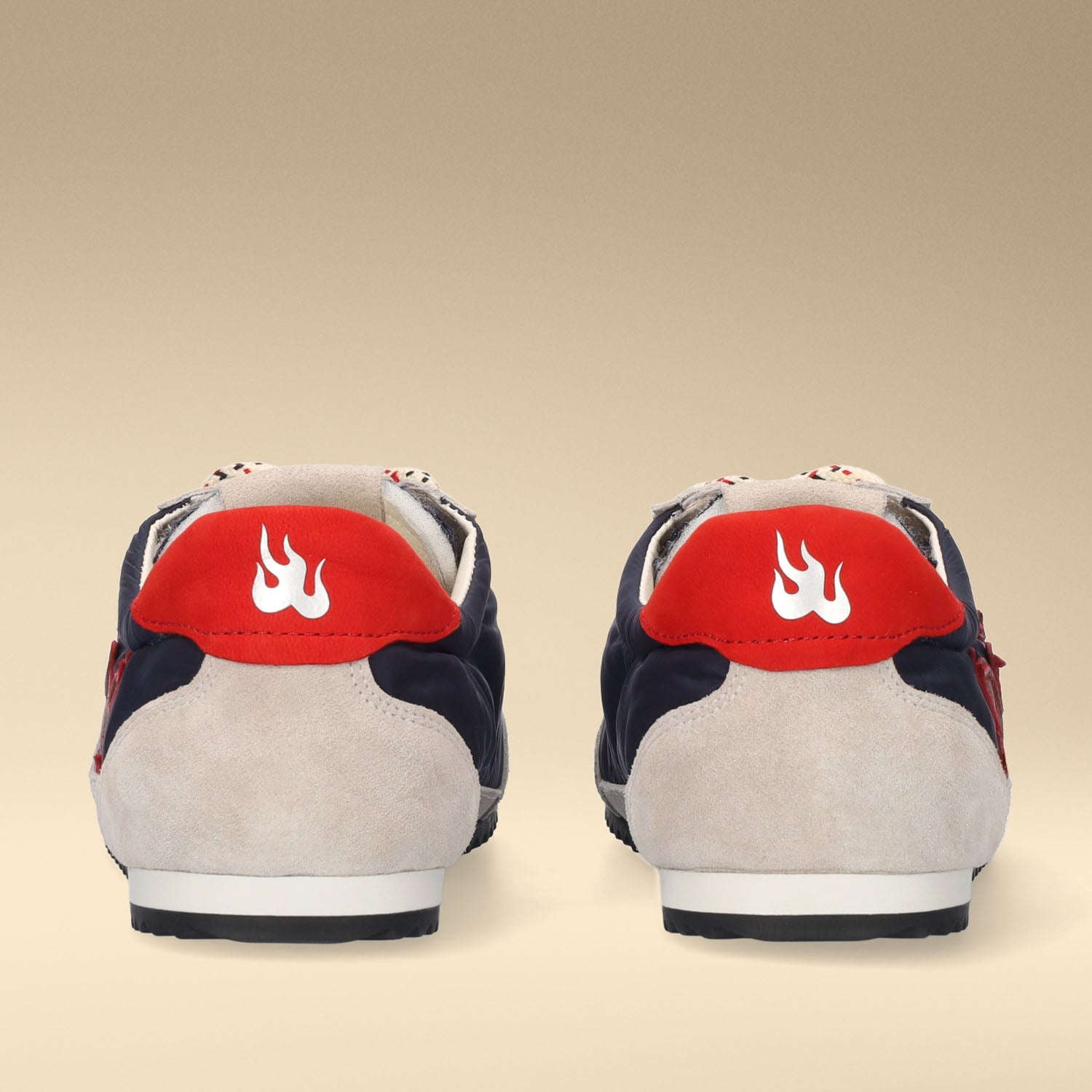 Skórzane sneakersy damskie Bibi Lou Gamin Nova granatowe z płominiem - widok z tyłu