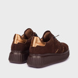 Sneakersy Wonders – brązowe, zamszowe, na platformie - widok z tyłu