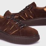 Sneakersy Wonders – brązowe, zamszowe, na platformie - zbliżenie