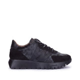 Sneakersy Wonders – czarne, zamszowe, welurowe - widok z boku.