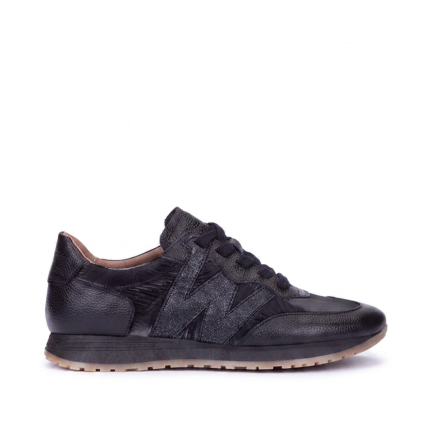 Sneakersy Wonders – sportowe, metaliczne, czarne - widok z boku
