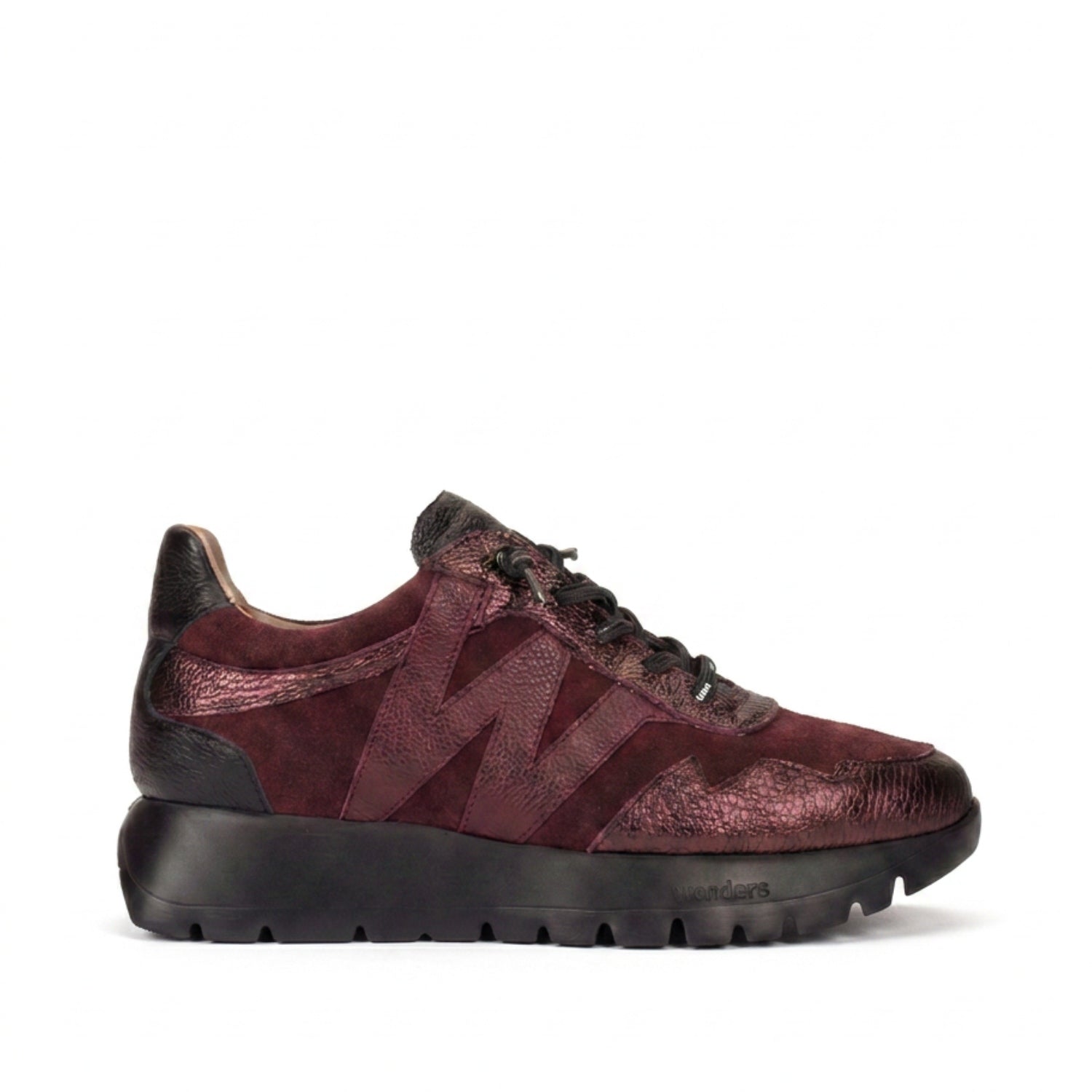 Sneakersy Wonders – bordowe, zamszowe, skórzane - widok z boku